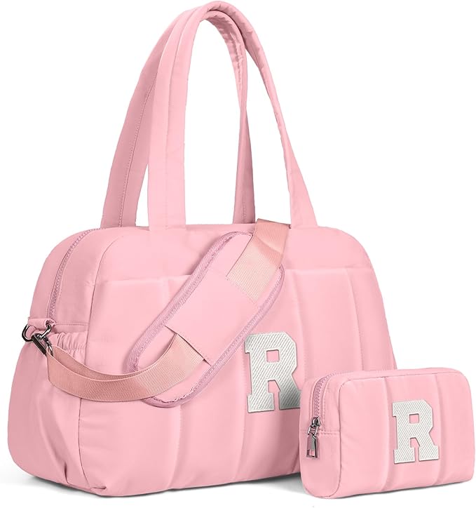 Duffle Bag for Travel, Weekender Bags for Women，Initial Overnight Bag with Wet Pocket，Lightweight Travel Bags Personalized Gym Tote with Makeup Pouch, Girl Gifts Trendy Stuff